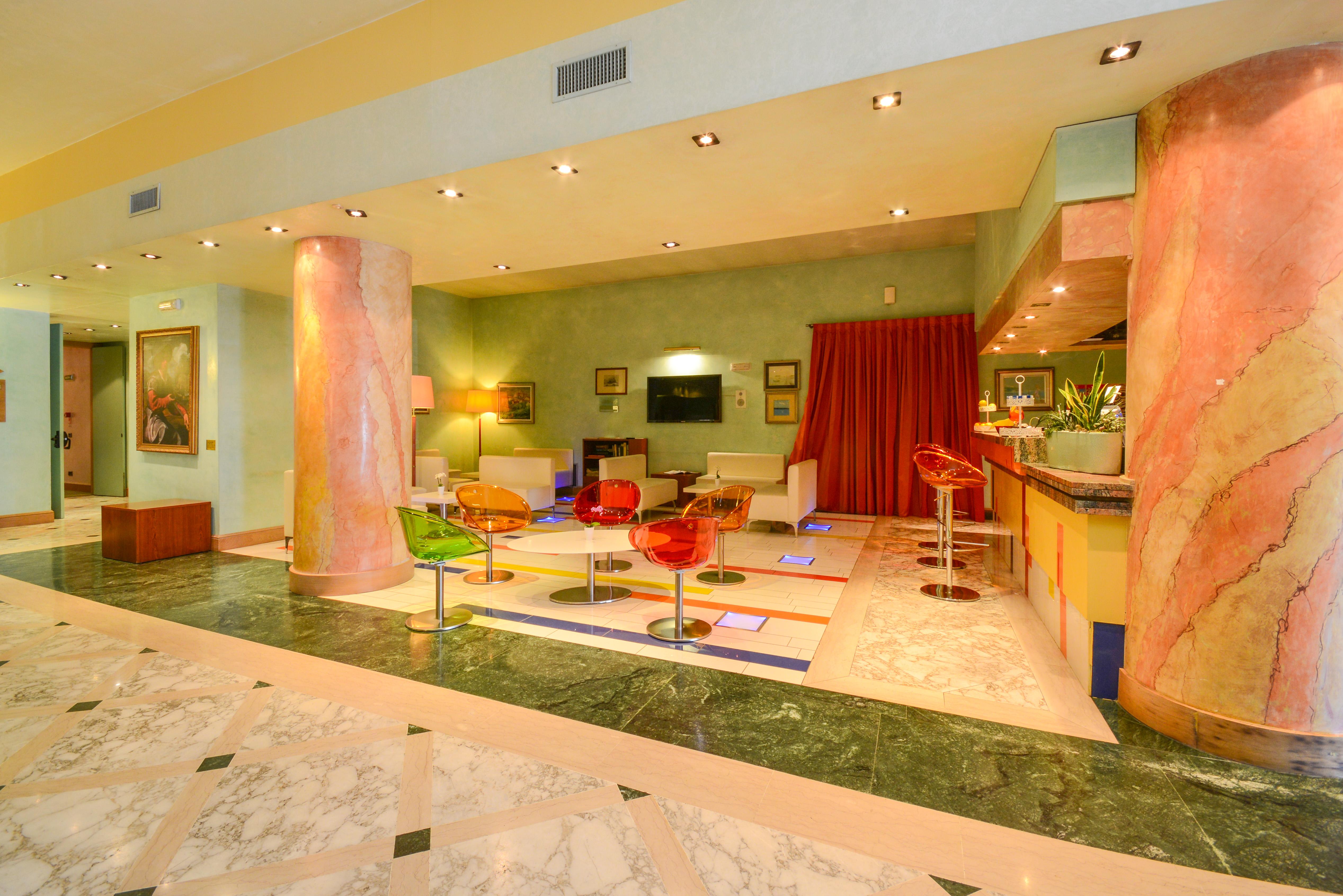 Hotel Oliveto Дезенцано-дель-Гарда Екстер'єр фото